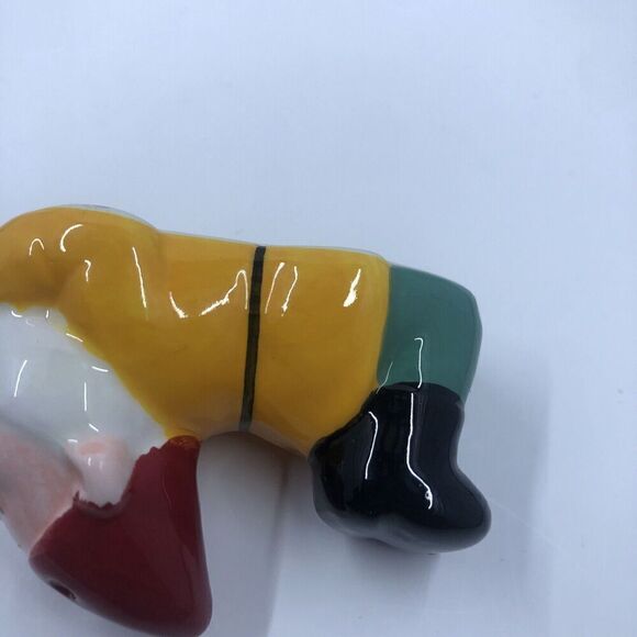 Cracker Barrel mini gnome salt and pepper shakers - Picture 14 of 14